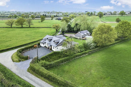 1.1 acres of Land for sale in Llandrinio