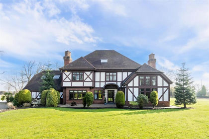 10 acres of House with Land for sale in Stannington