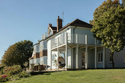 25.5 acres of House with Land for sale in Aldington