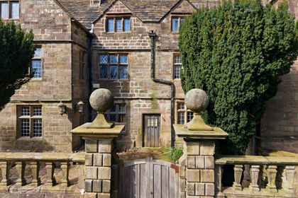 3.5 acres of Historic House for sale in Matlock Town