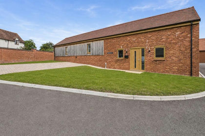 Barn Conversion for sale in Norton Juxta Kempsey