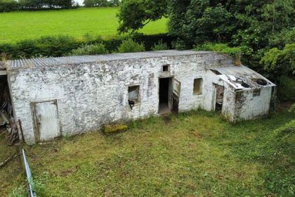 Barn for auction in Llangeitho