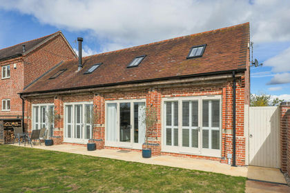 Land for sale in Mappleborough Green