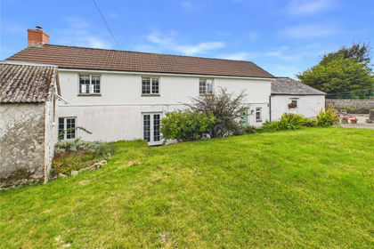 4.2 acres of House with Land for sale in Thornbury