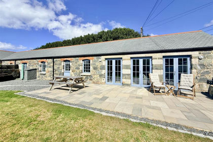 Barn Conversion for sale in Mullion