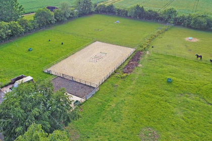 4.7 acres of Equestrian property for sale in Staplehurst