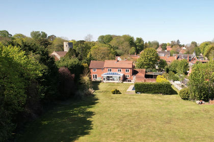 2 acres of House with Land for sale in Ryburgh