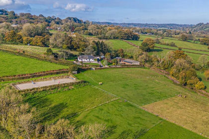 5.6 acres of House with Land for sale in Chardstock