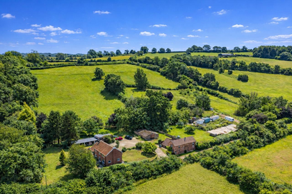 9.8 acres of Country Home for sale in Edingley