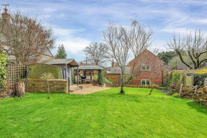 Barn Conversion for sale in Stoke Albany