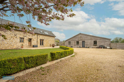 Barn Conversion for sale in Churchstanton