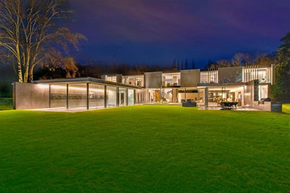 3.8 acres of Land for sale in Aldenham