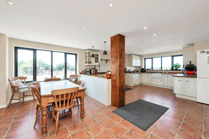 19 acres of House with Land for sale in Stetchworth