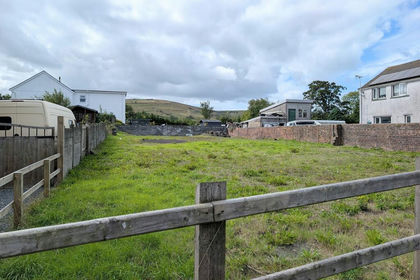 Building Plot for sale in Cwmllynfell