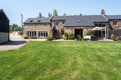 Barn Conversion for sale in Felliscliffe