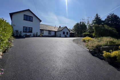6 acres of Smallholding for sale in Llandysiliogogo