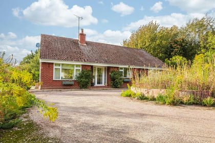 3.3 acres of House with Land for sale in Corpusty and Saxthorpe