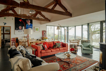 10 acres of Farmhouse for sale in Dwyriw