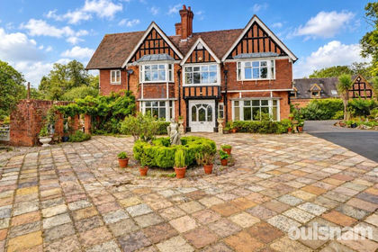 12 acres of House with Land for sale in Lickey and Blackwell