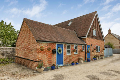 Barn Conversion for sale in Ambrosden