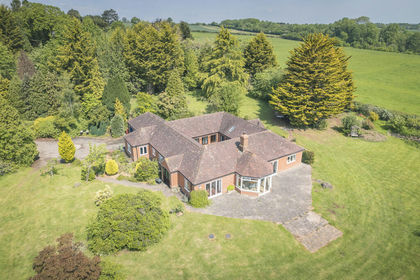 3.3 acres of Country Home for sale in Ballingham