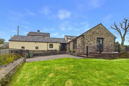 Barn Conversion for sale in Sutcombe