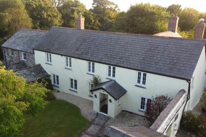 2.5 acres of House with Land for sale in Morwenstow