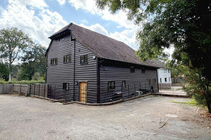 Barn Conversion for sale in Shipbourne