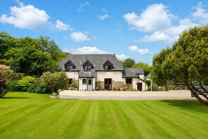 3 acres of Barn Conversion for sale in Buckland Brewer