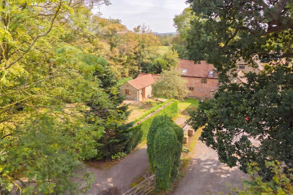 Barn Conversion for sale in Chesterfield