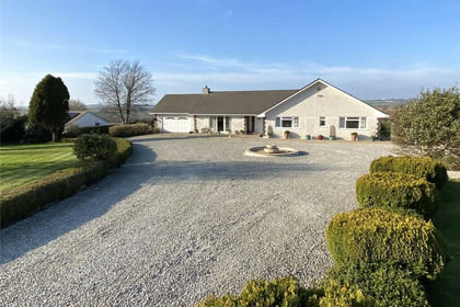 2.5 acres of Land for sale in Colan