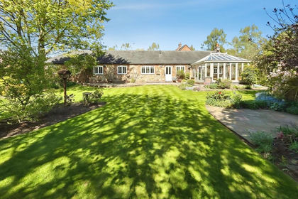 Barn Conversion for sale in Ticknall