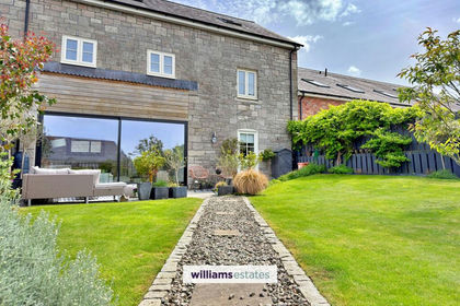 Barn Conversion for sale in Denbigh