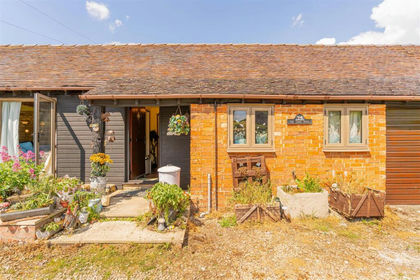 Barn Conversion for sale in Pillerton Hersey