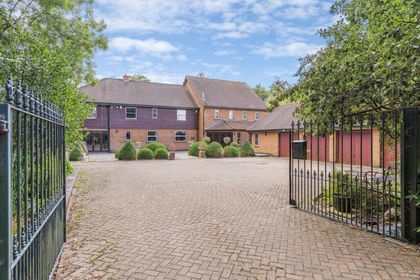 2.5 acres of Land for sale in Dean and Shelton