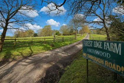 24 acres of Country Estate for sale in Ellingham, Harbridge and Ibsley