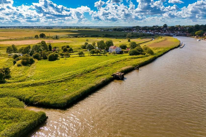 5 acres of Cottage for sale in Reedham