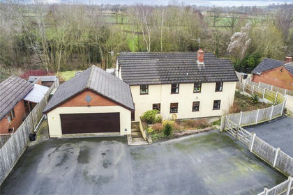 2.4 acres of Land for sale in Carreghofa