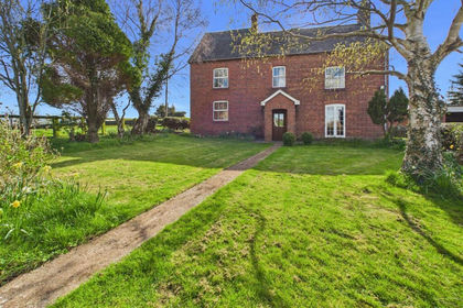 1.2 acres of Farmhouse for sale in Ellesmere Rural