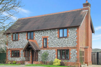 2.8 acres of Land for sale in Swanmore