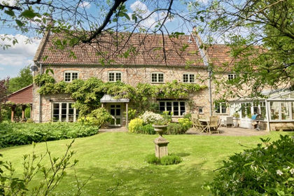 15 acres of Farmhouse for sale in Wedmore