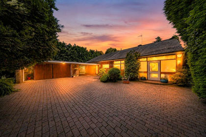 1.5 acres of House with Land for sale in Cuddington (Weaver and Cuddington Ward)