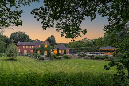 3 acres of House with Land for sale in Coltishall
