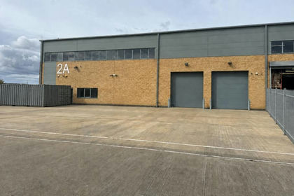 Warehouse for sale in Ealing Southall