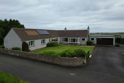 1 acre of Cottage for sale in Caithness, Sutherland and Easter Ross