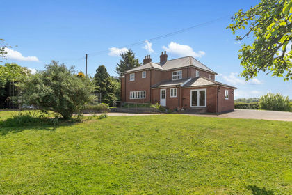 2 acres of House with Land for sale in Yarkhill