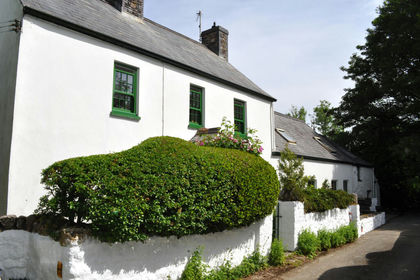 1 acre of Cottage for sale in Port Eynon