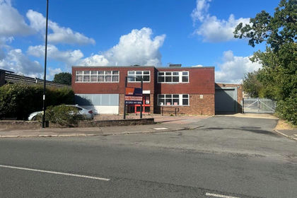 Warehouse for sale in Burgess Hill