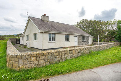 1.9 acres of Residential Land for sale in Clynnog
