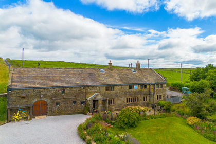 3 acres of Farmhouse for sale in Blackshaw